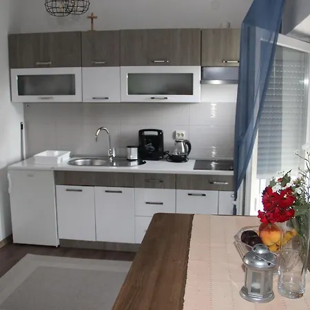 Ana - Biker Friendly Daire Livno