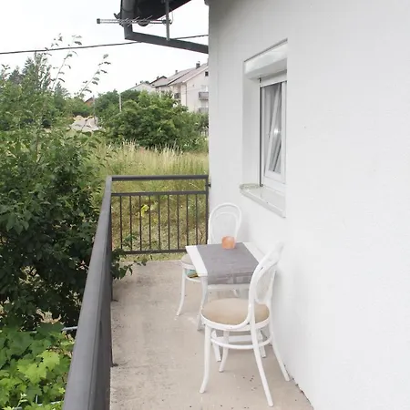 Ana - Biker Friendly Appartement *